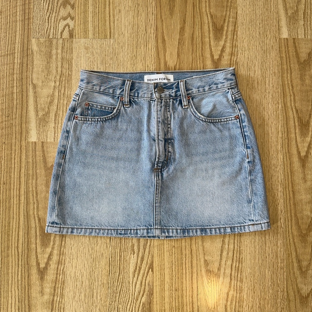 Aritzia - Denim Forum - 90’s Ricco Skirt - Size 25